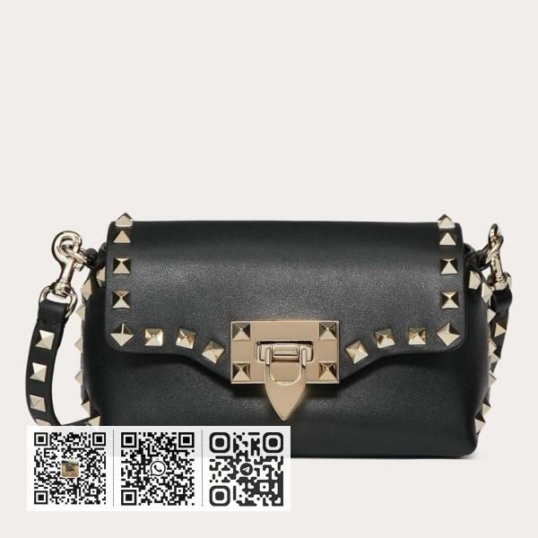 Valentino 黑色小牛皮迷你 Rockstud 斜背包