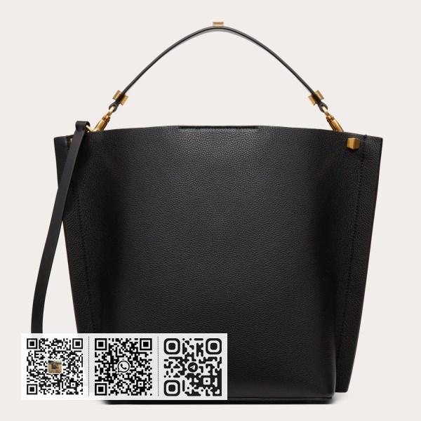 Valentino Escape 黑色粒面小牛皮流浪汉包