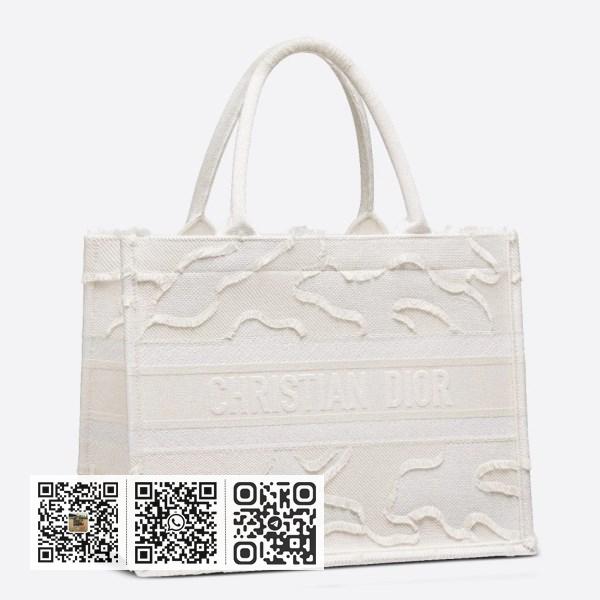 Dior 白色迷彩刺绣帆布小号书本托特包