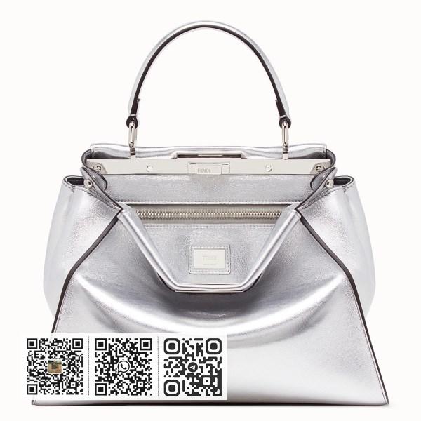 Fendi Peekaboo 中型银色金属小羊皮包