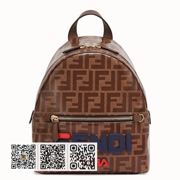 Fendi 棕色釉面织物迷你背包
