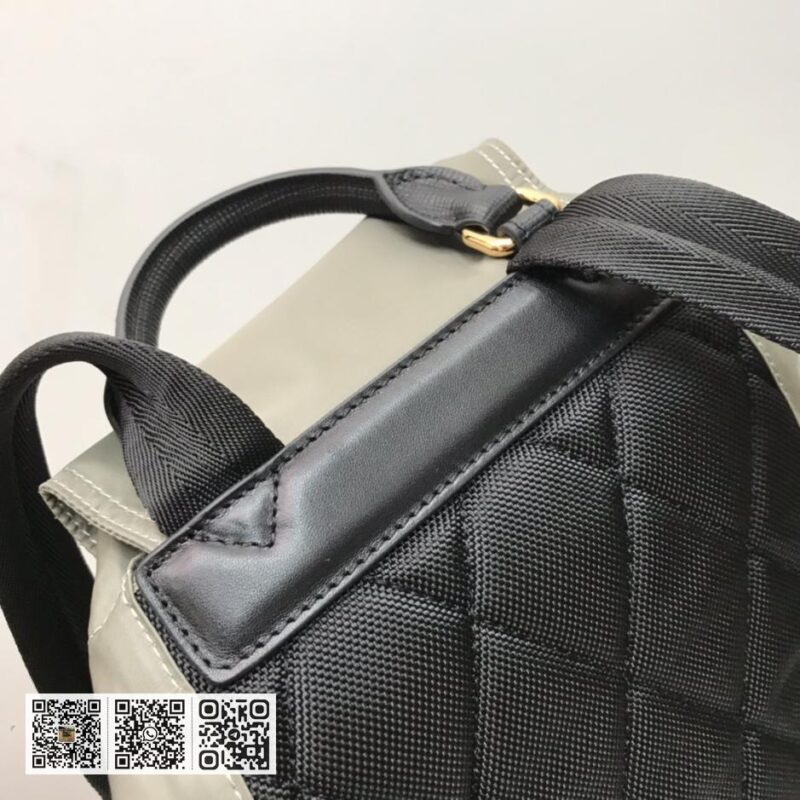 Burberry顶级原单 「The Rucksack 军旅背包」 - Image 6