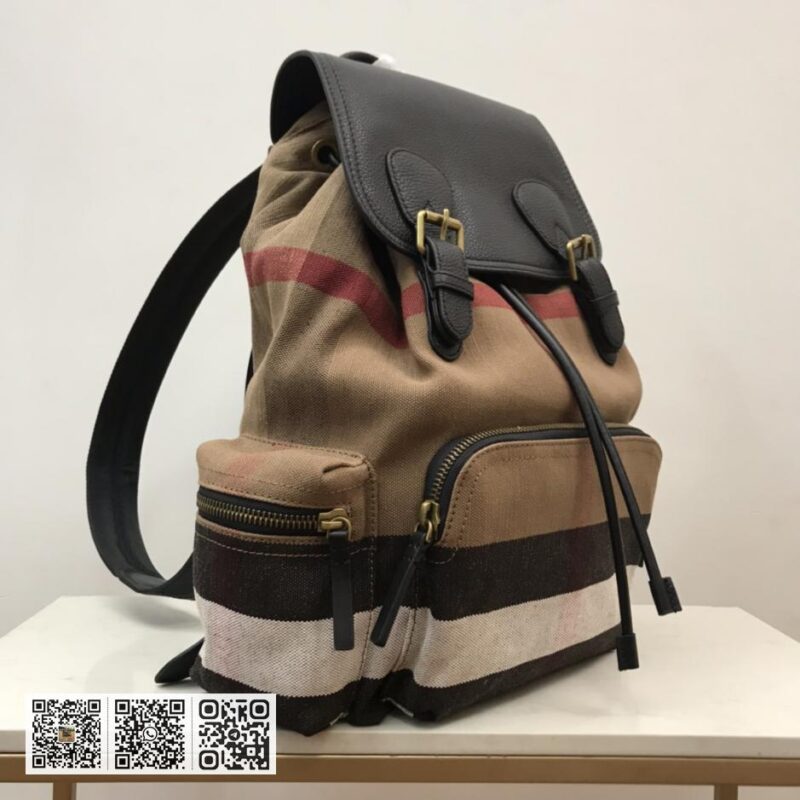Burberry顶级原单 The Rucksack 军旅背包 - Image 2