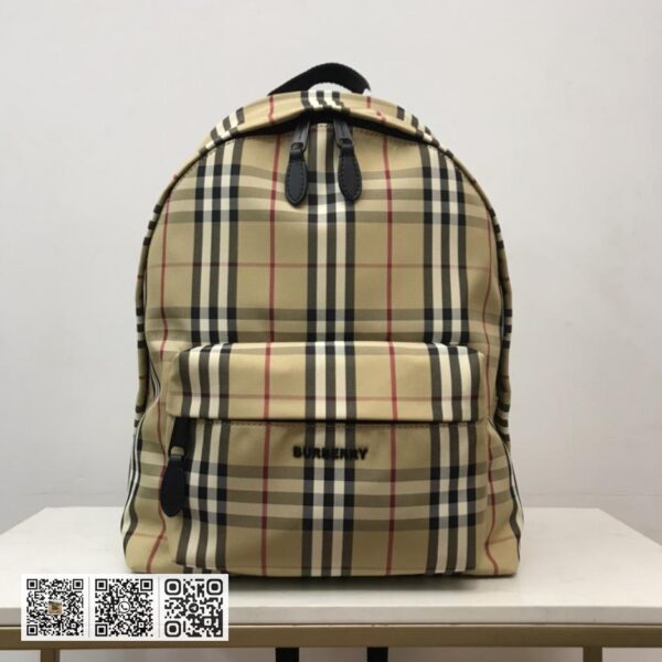 Burberry顶级原单 尼龙双肩包