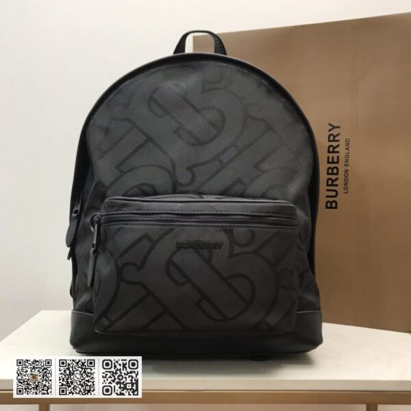 Burberry顶级原单 经典双肩包