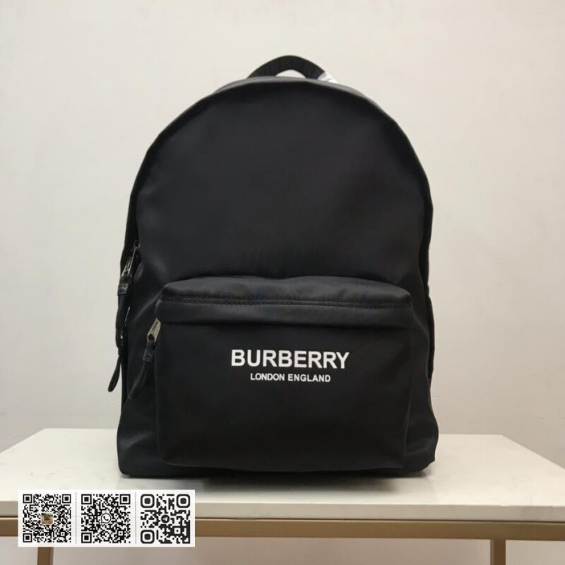 Burberry顶级原单 尼龙双肩包