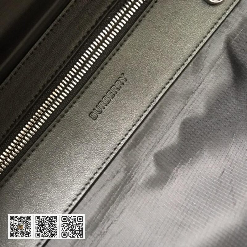 Burberry顶级原单 尼龙双肩包 - Image 9