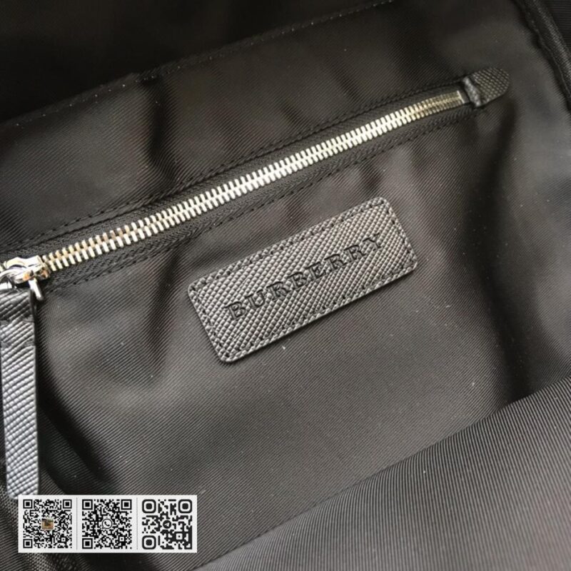 Burberry顶级原单 London 格纹双肩包 - Image 8