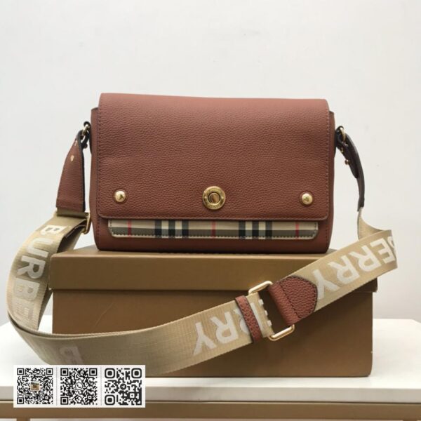 Burberry顶级原单 斜背包