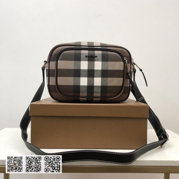 Burberry顶级原单 格纹斜背包