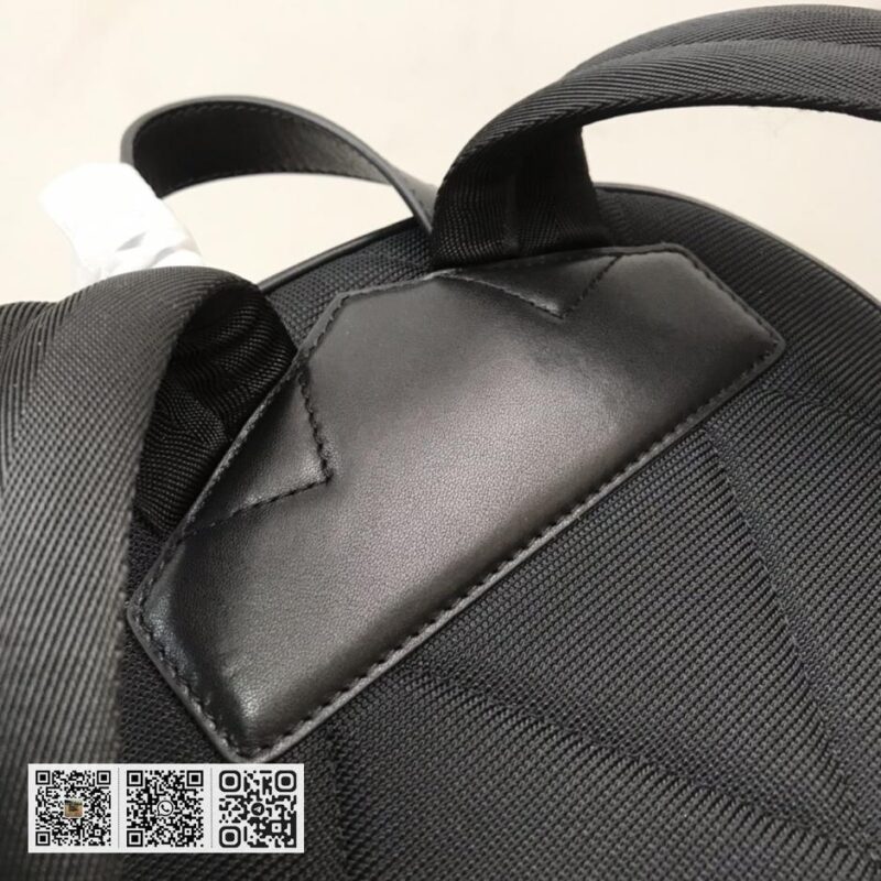 Burberry顶级原单 London 格纹拼皮革双肩包 - Image 5