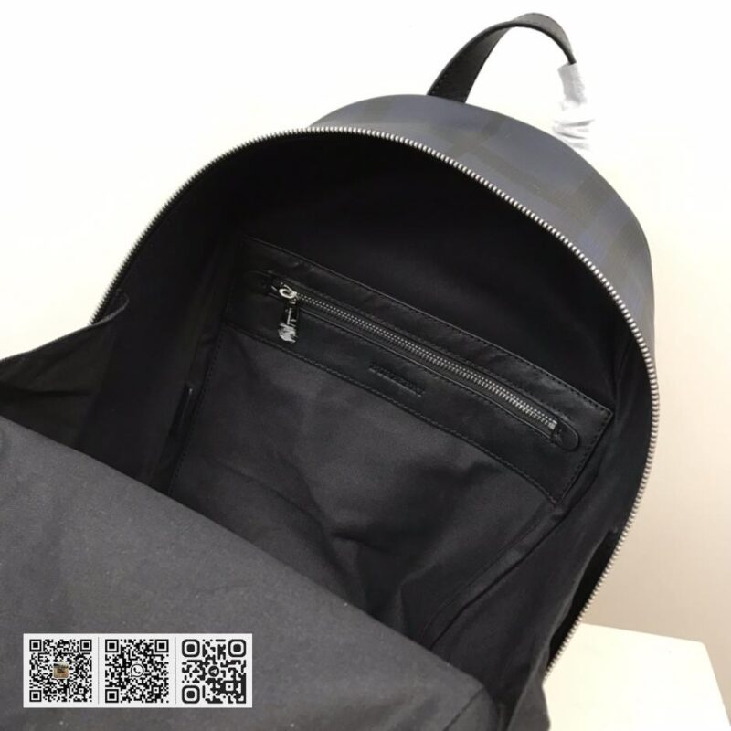 Burberry顶级原单 London 格纹拼皮革双肩包 - Image 8