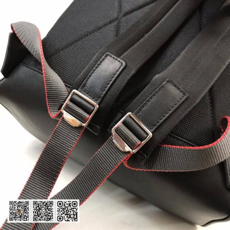 Burberry顶级原单 London 格纹拼皮革双肩包 - Image 6