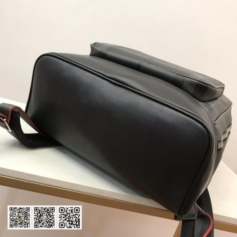 Burberry顶级原单 London 格纹拼皮革双肩包 - Image 7
