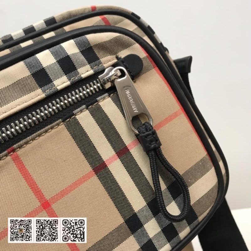 Burberry顶级原单 Vintage复古格纹斜背包 - Image 2