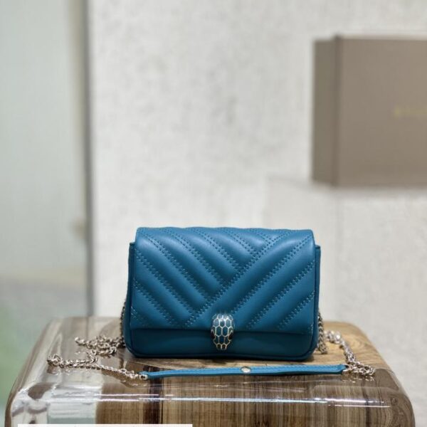 Bvlgari Serpenti Cabocho 迷你包
