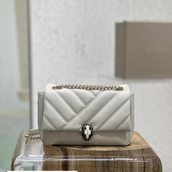 Bvlgari 小香风包
