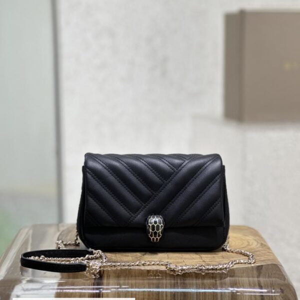 Bvlgari Serpenti Cabocho 迷你包
