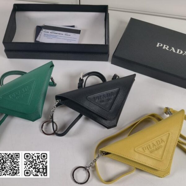 Prada（钥匙圈+零钱袋组合）