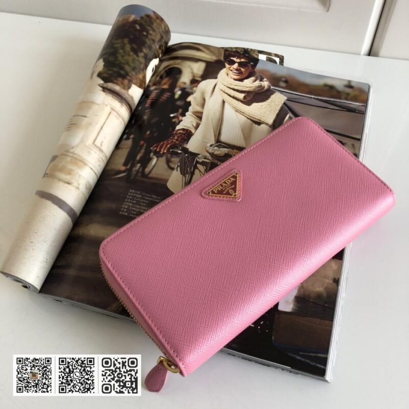 Prada「中国红限定版 - Image 9