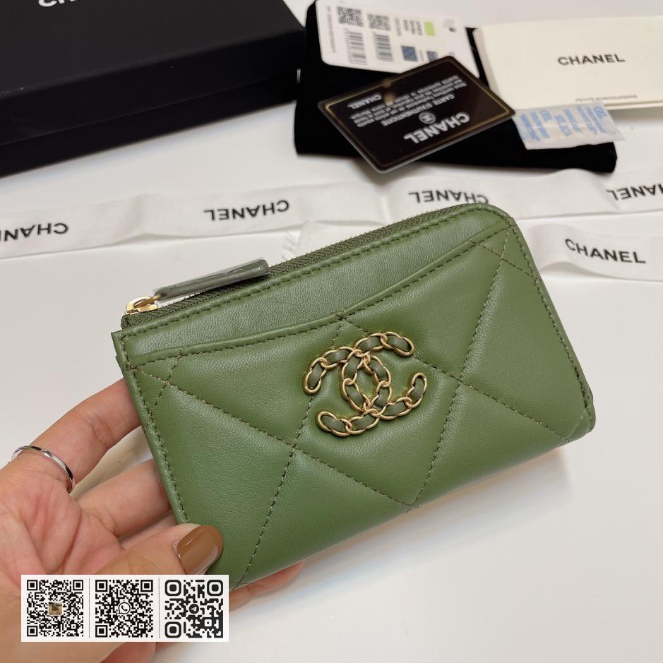 CHANEL 7字拉卡包