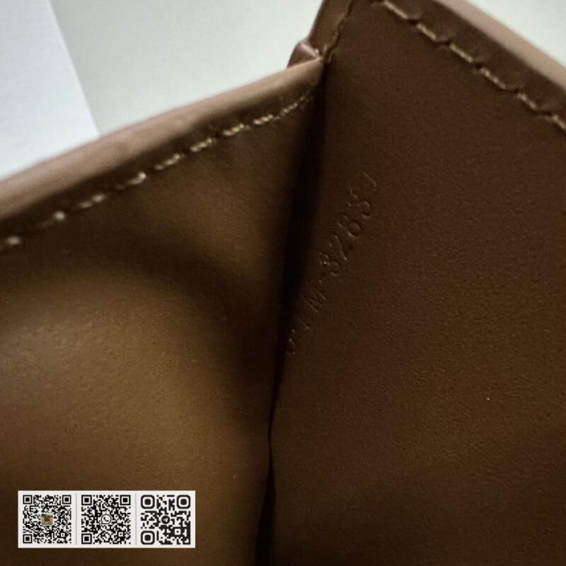 Celine 小皮夹 - Image 9