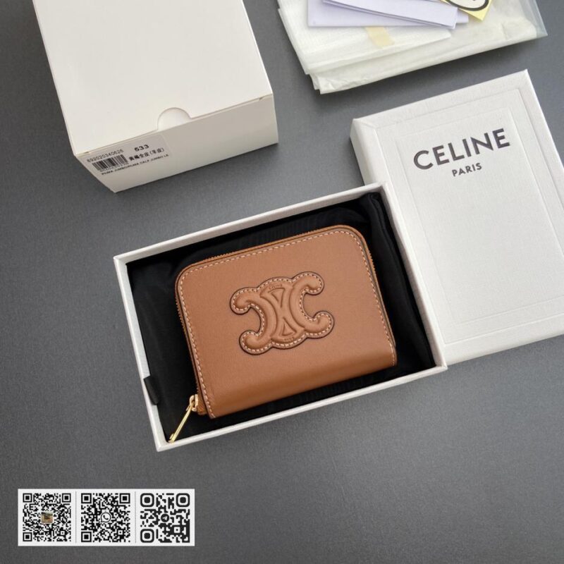 Celine TRIOMPHE羊皮短款拉链包 - Image 9