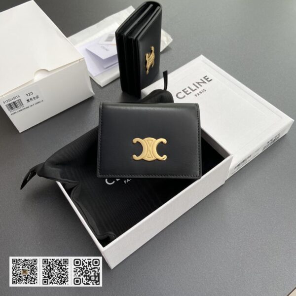 Celine TRIOMPHE翻盖名片包