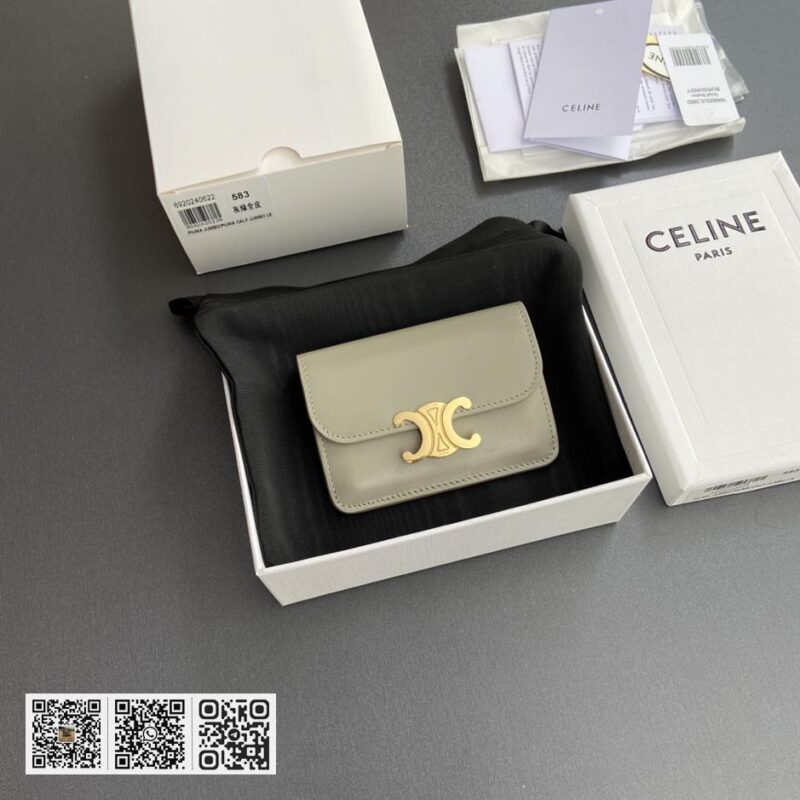 Celine TRIOMPHE翻盖卡包 - Image 9