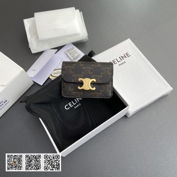 Celine TRIOMPHE翻盖卡包