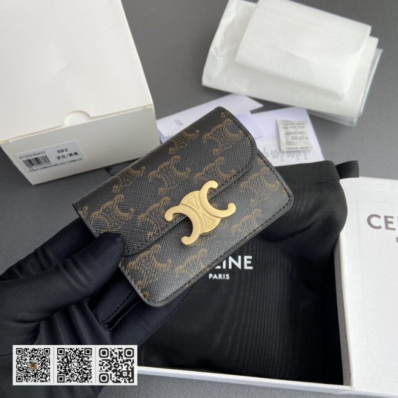 Celine TRIOMPHE翻盖卡包 - Image 6