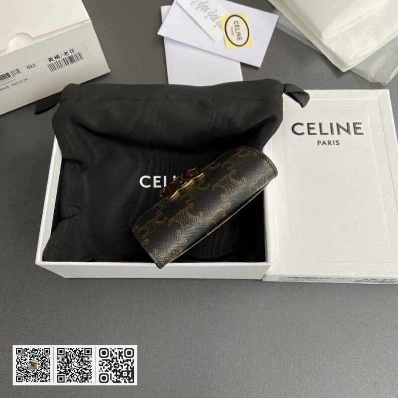 Celine TRIOMPHE翻盖卡包 - Image 4