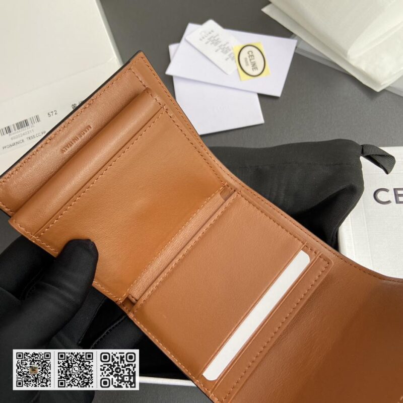 Celine TRIOMPHE短版三折钱包 - Image 7