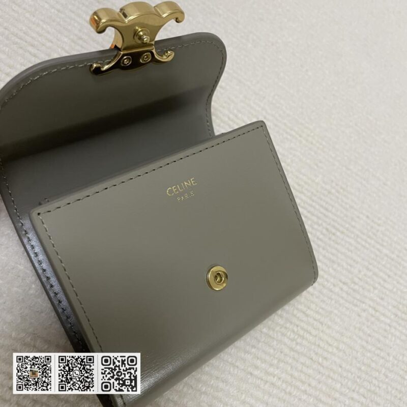 Celine 小号羊皮革翻盖皮夹 - Image 6