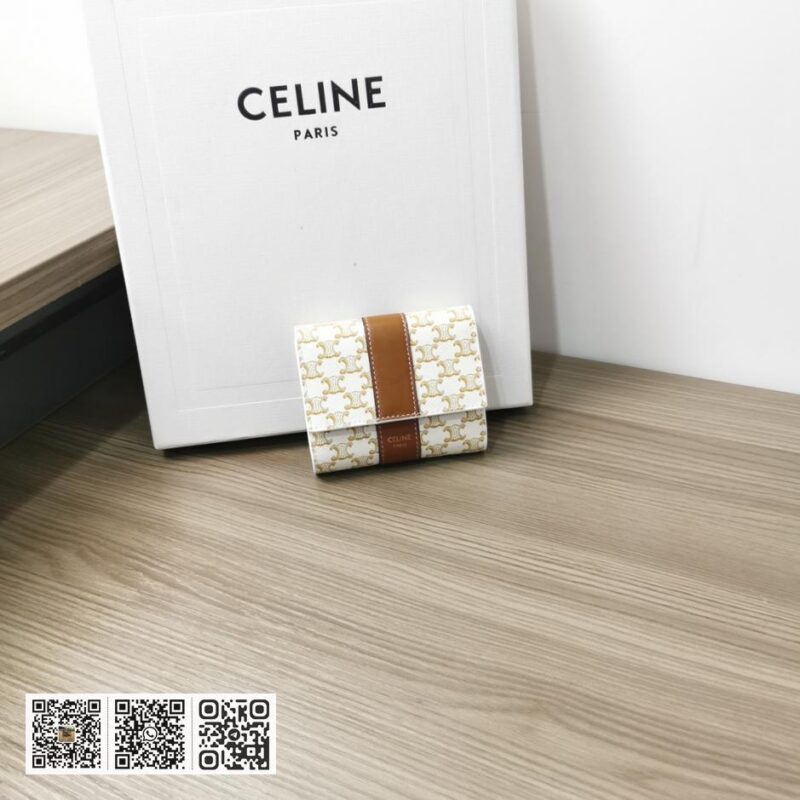 Celine 小号羊皮革三折皮夹