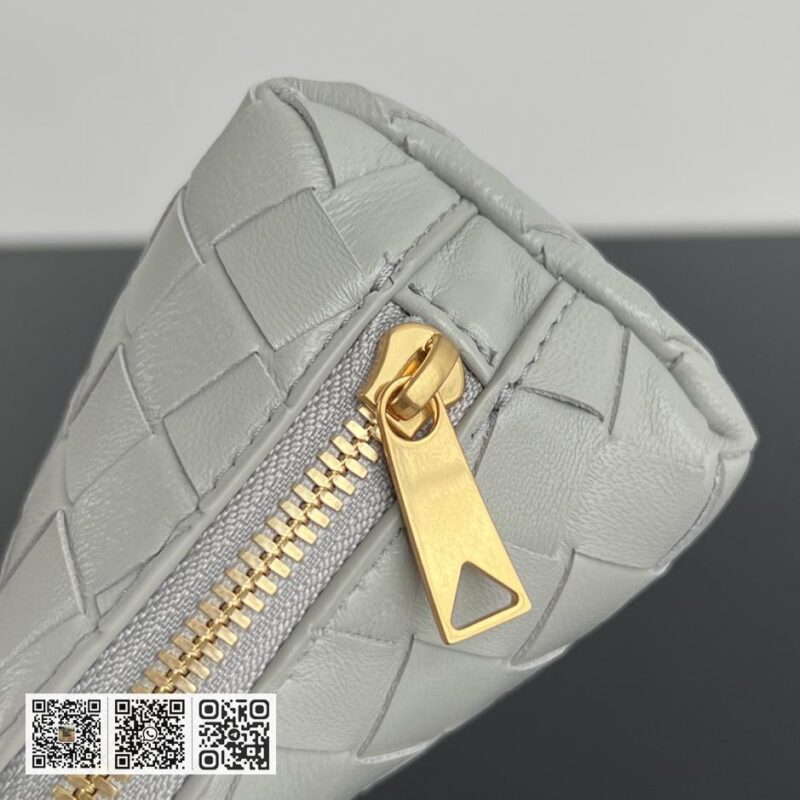 顶级版BV lntrecciato编织化妆包 - Image 7