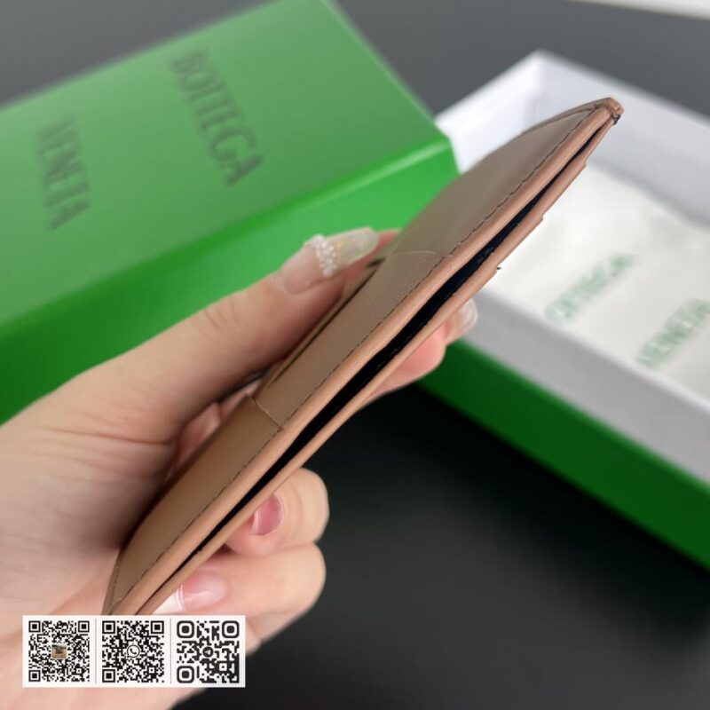 顶级版BV 大编格卡包 - Image 3