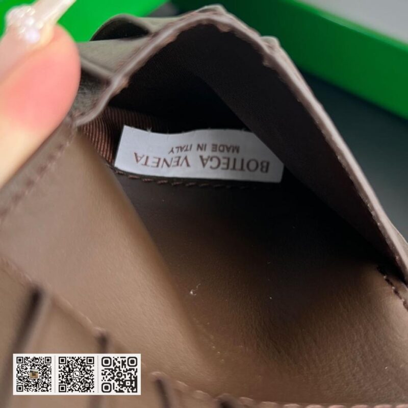 顶级版BV 拼色编织短夹 - Image 9