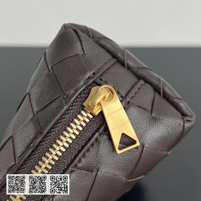 顶级版BV lntrecciato编织化妆包 - Image 7