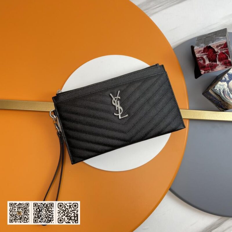 YSL鱼子酱手拿包