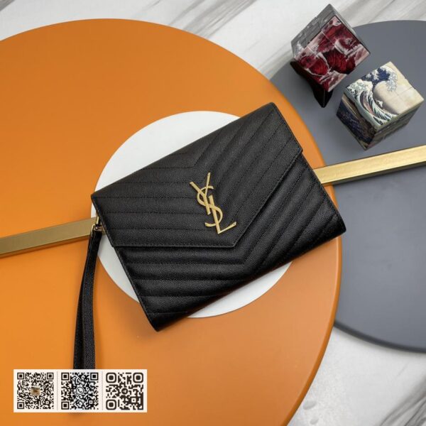 YSL鱼子酱手包