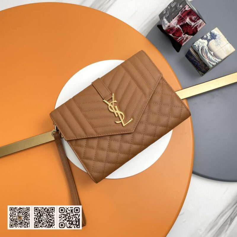 YSL鱼子酱手包