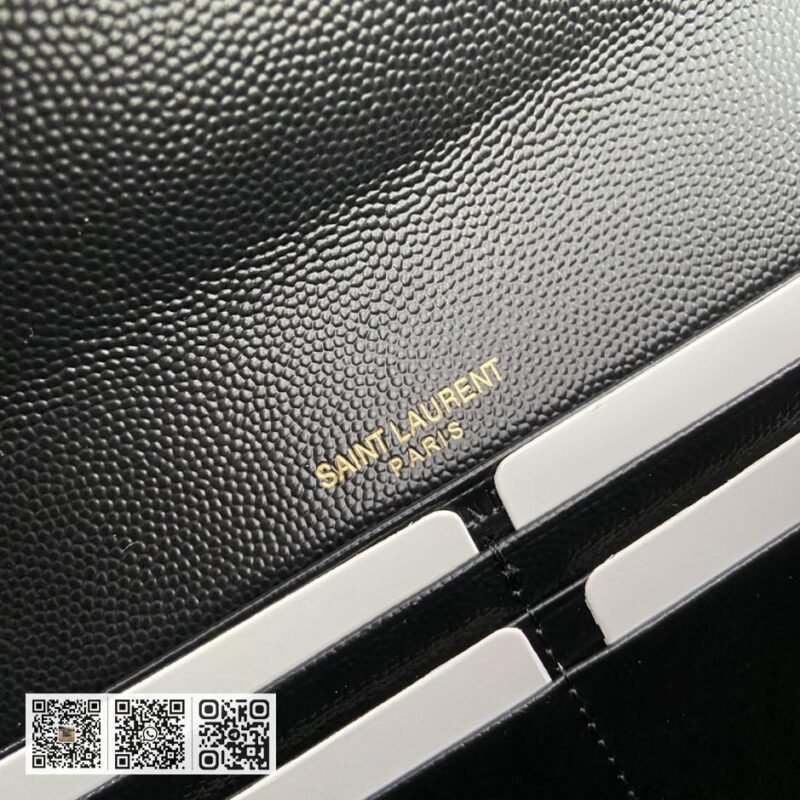 YSL翻盖粒面压印皮革皮夹 - Image 8
