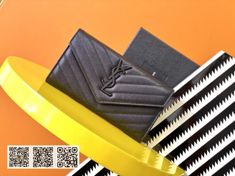 YSL大字母钱包