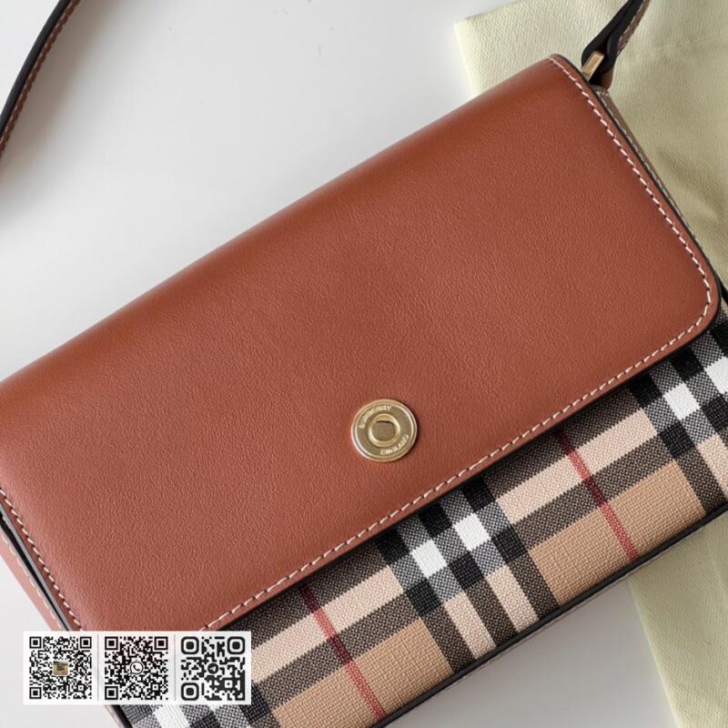 Burberry 复古便士包 - Image 4