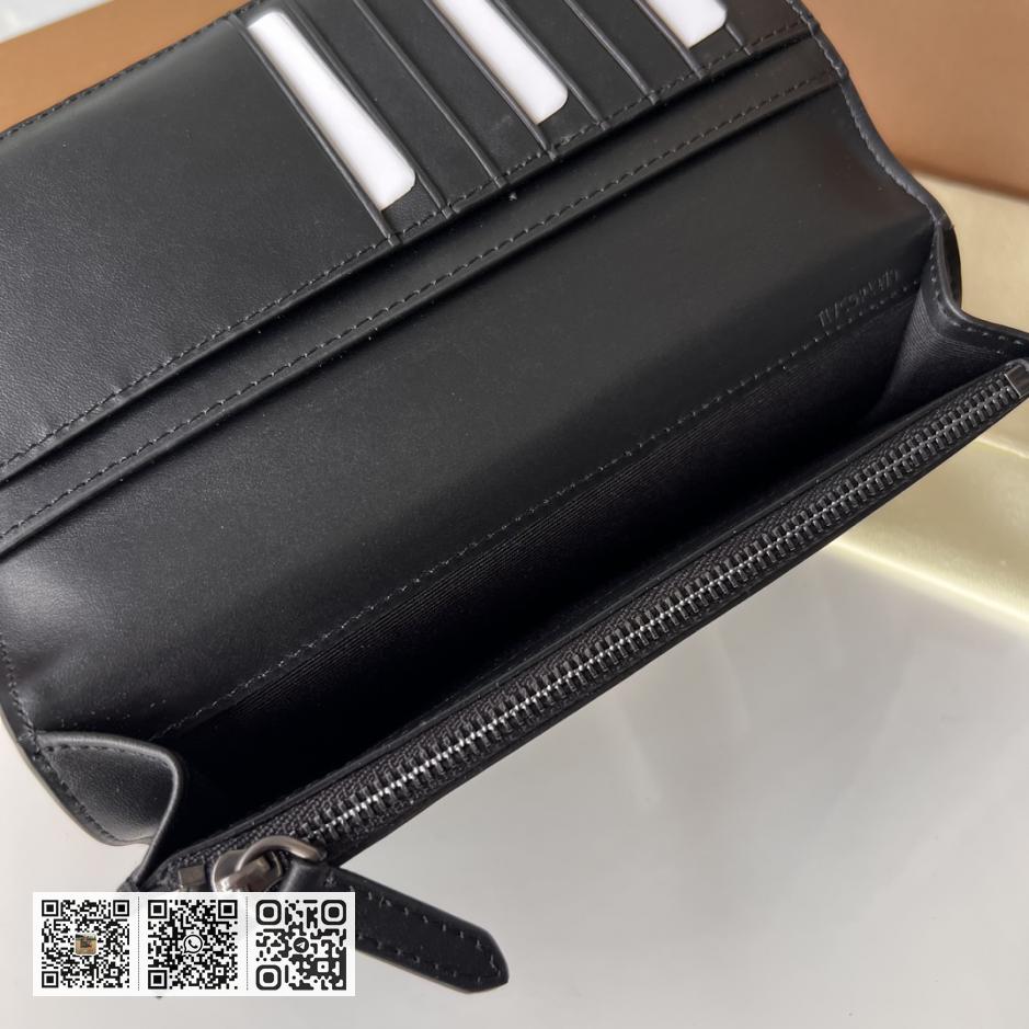 Burberry London 二折包 - Image 7