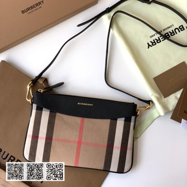 Burberry House手拿包