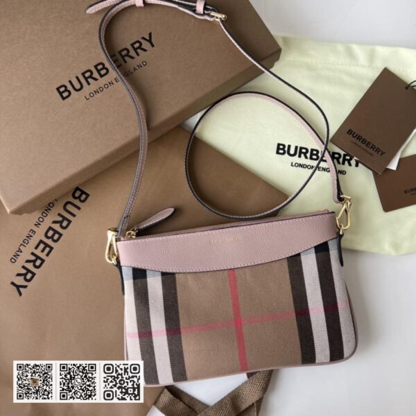 Burberry House手拿包
