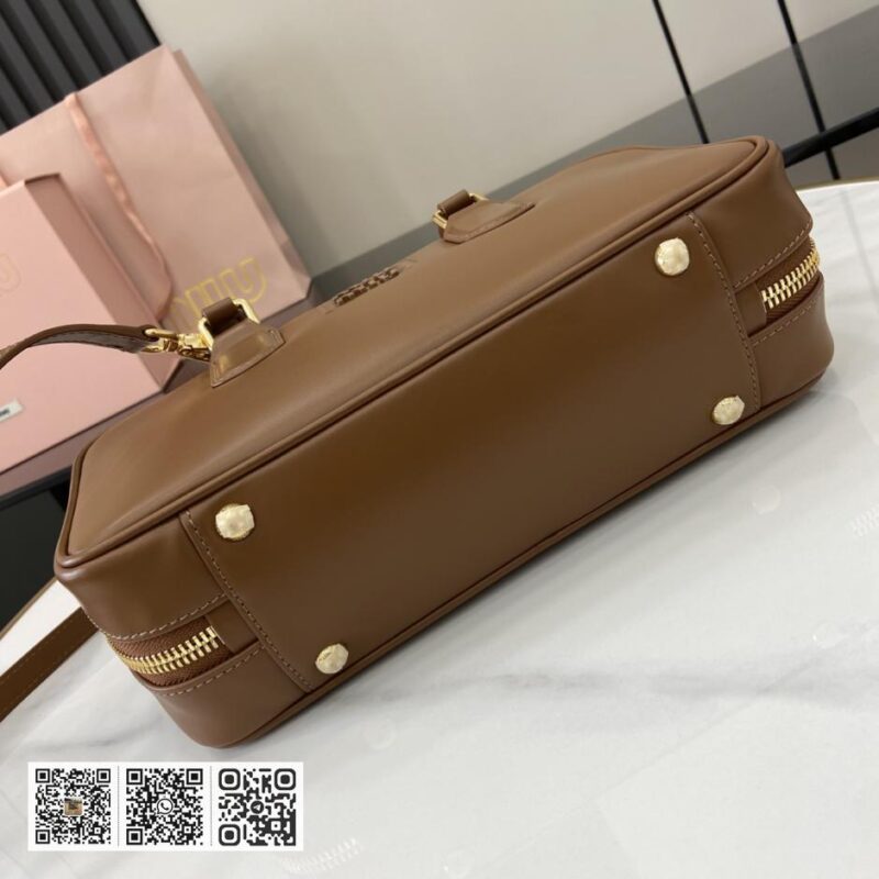 《配全套原厂专柜包装》MIU MIU Arcadie 牛皮革中号(27cm)保龄球手提包斜背包 - Image 4