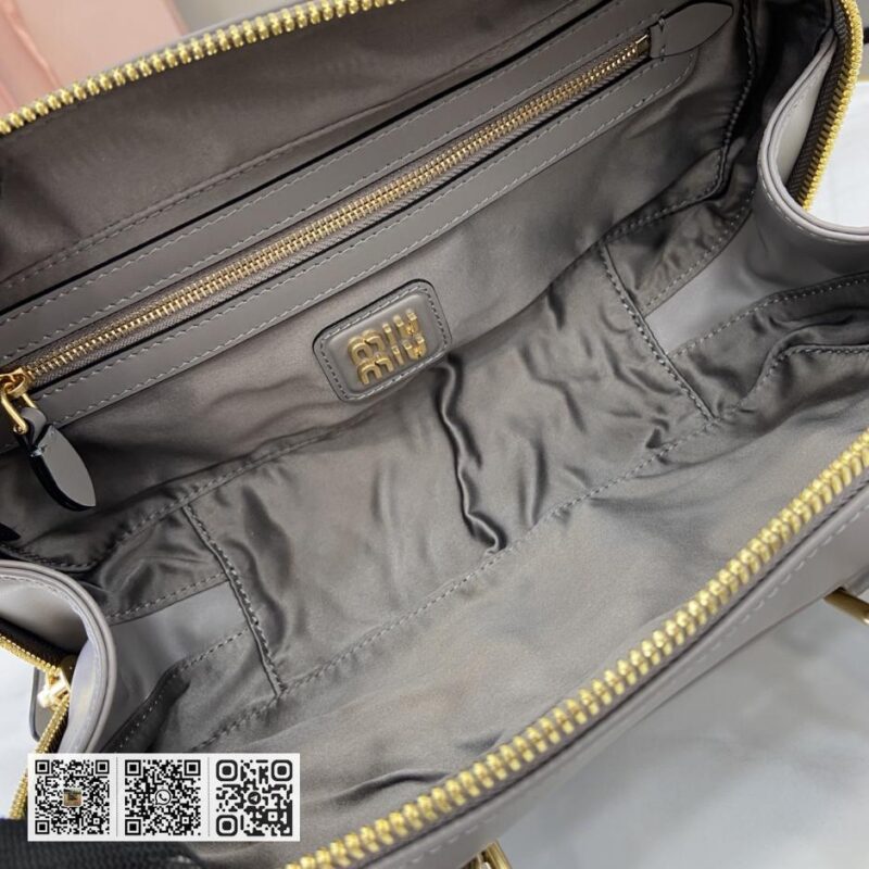 《配全套原厂专柜包装》MIU MIU Arcadie 牛皮革中号(27cm)保龄球手提包斜背包 - Image 8